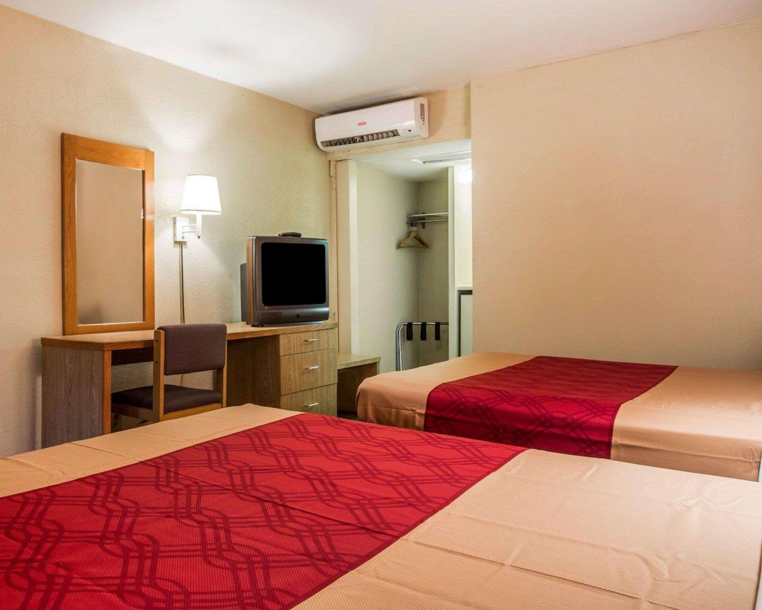 Lodge Econo