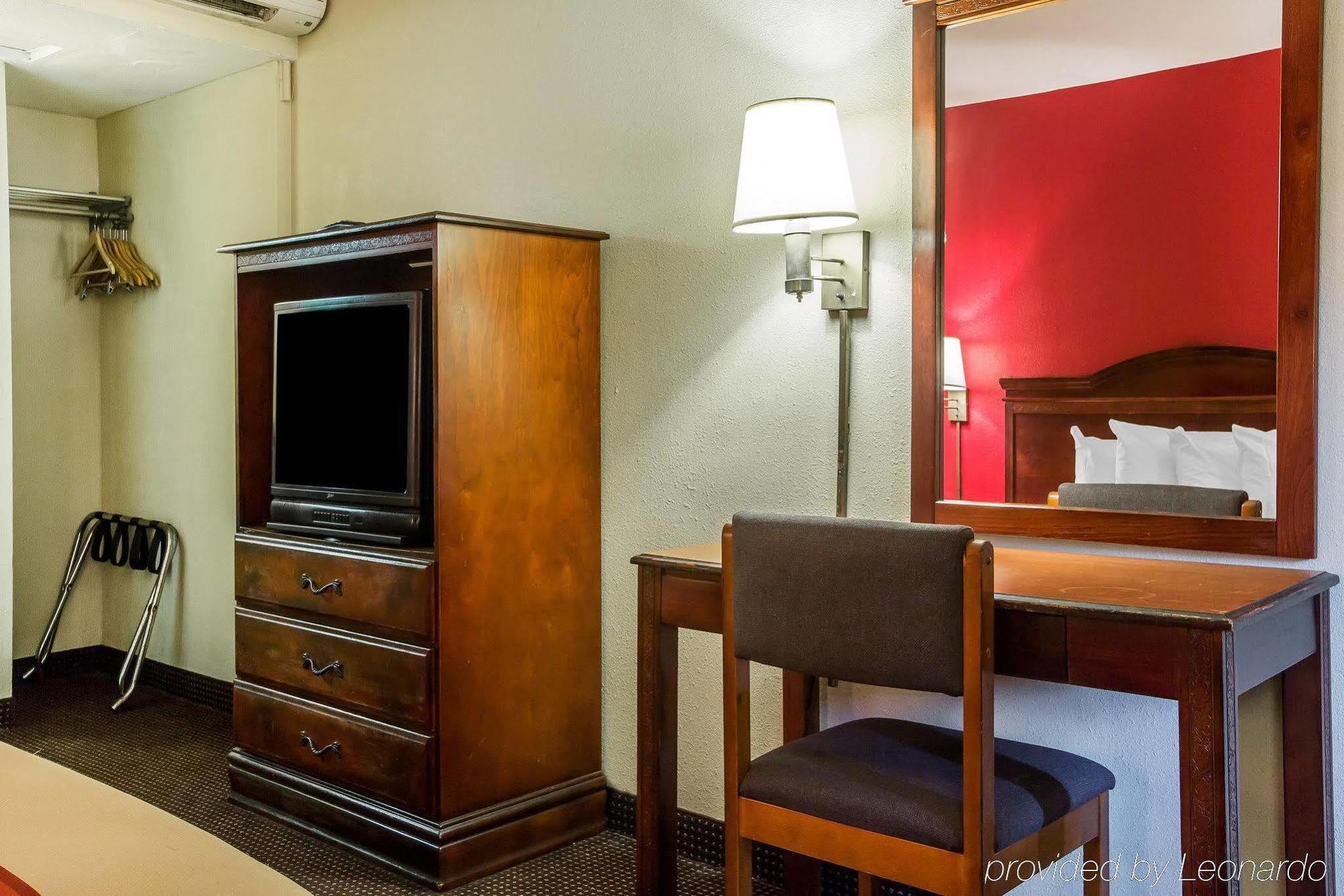 Lodge Econo