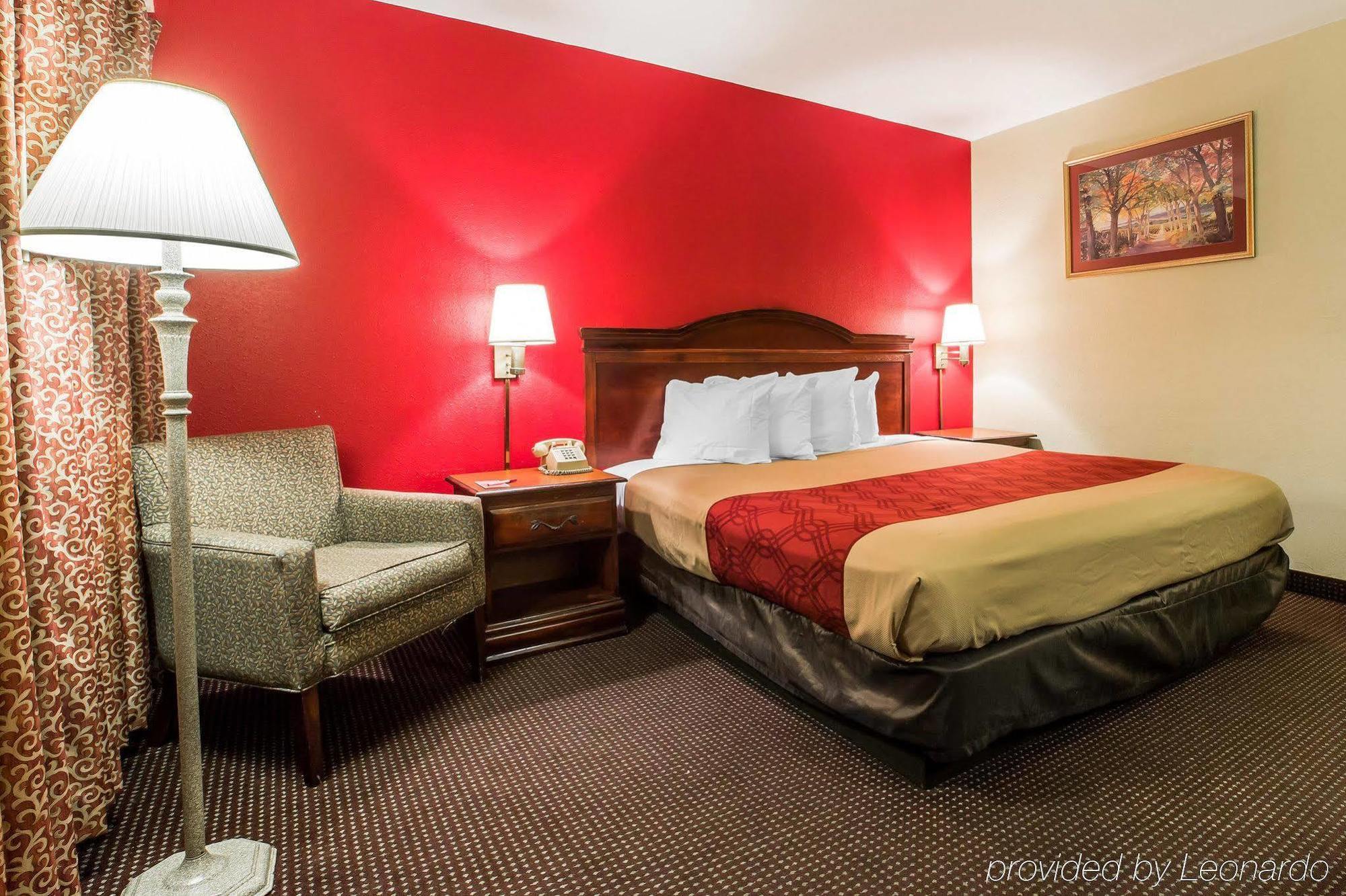 Lodge Econo