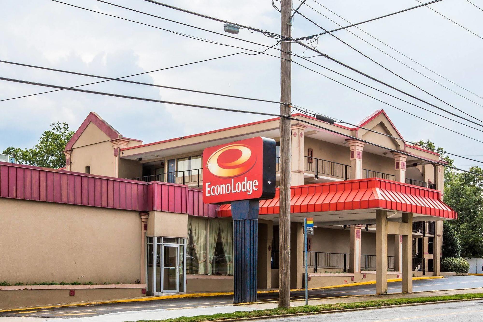 Econo Lodge *
